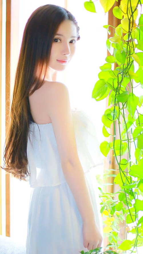 塞维利亚前后场联动顺畅推进有效进攻,塞维利亚前锋