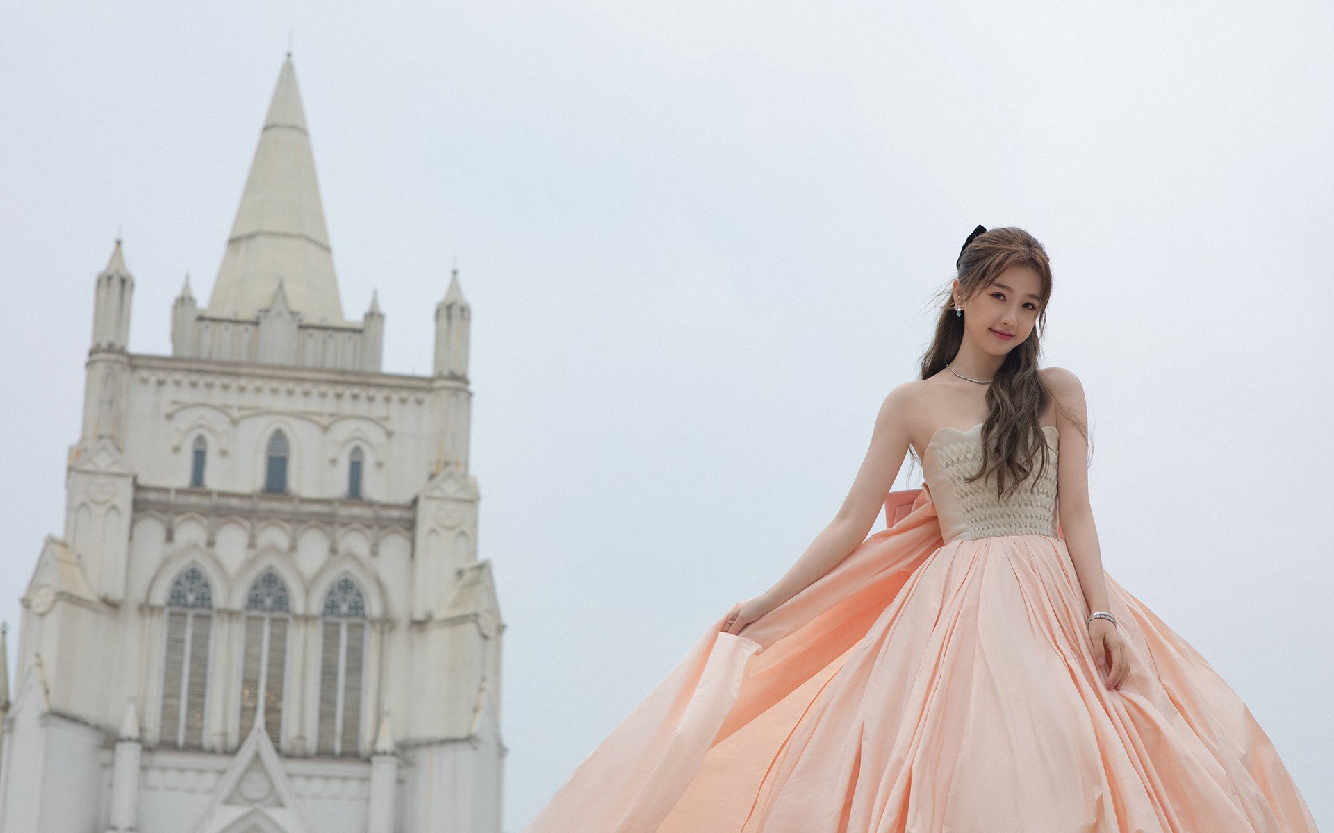 仰泳选手滑行距离增加,节奏更稳,仰泳的推进力在哪里