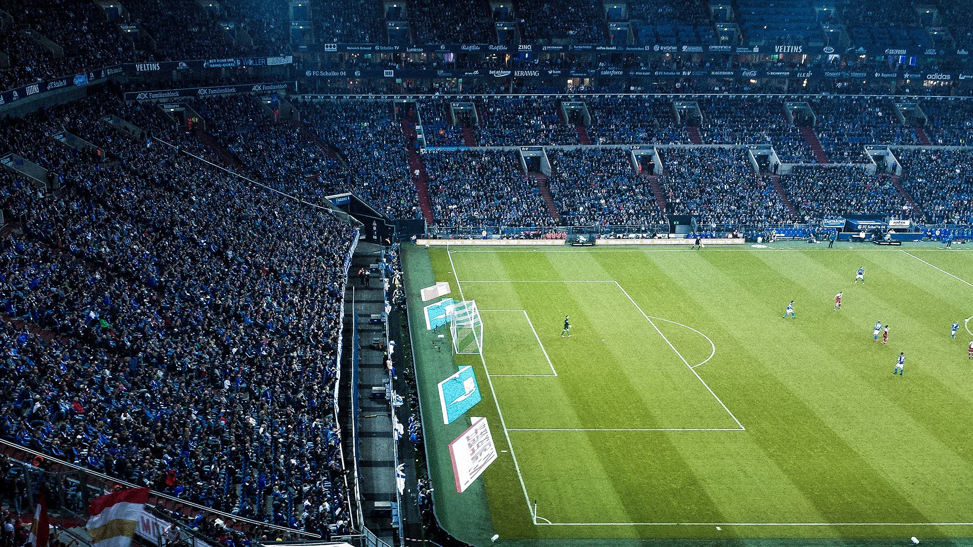 场上失误与裁判判罚争议仍是提升难点,场上裁判员对他所分管的事实的决定是最后的决定